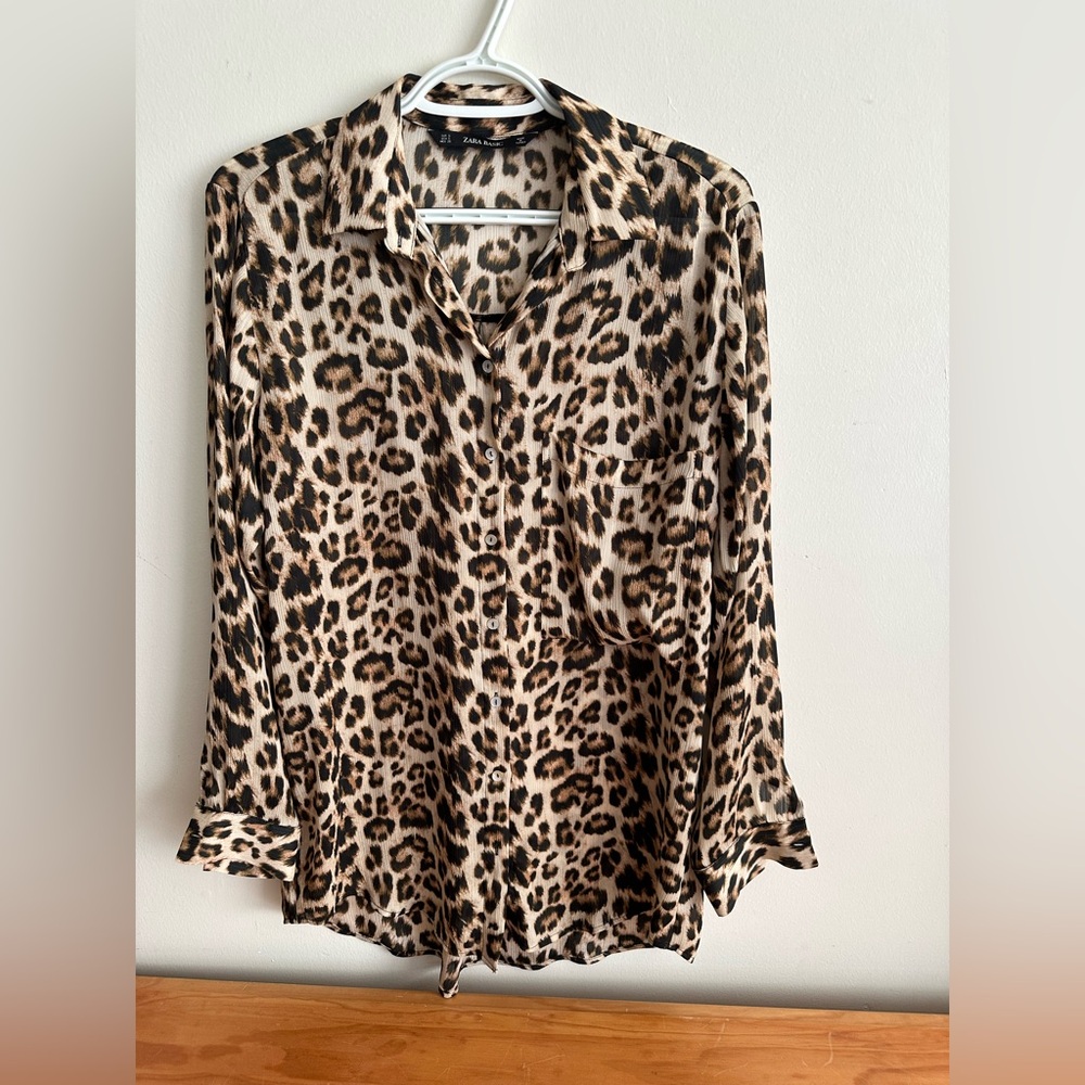 Zara animal print oversized button down blouse  size small - Picture 2 of 11